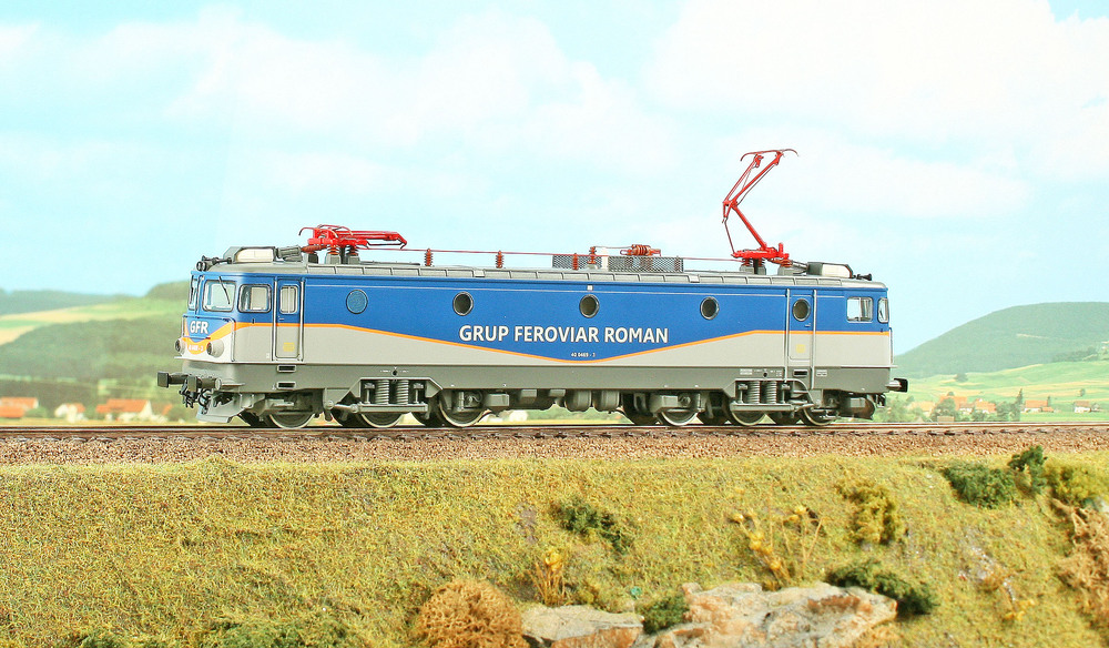 Rolling Stock / GFR - Class 40 (060-EA) electric locomotive