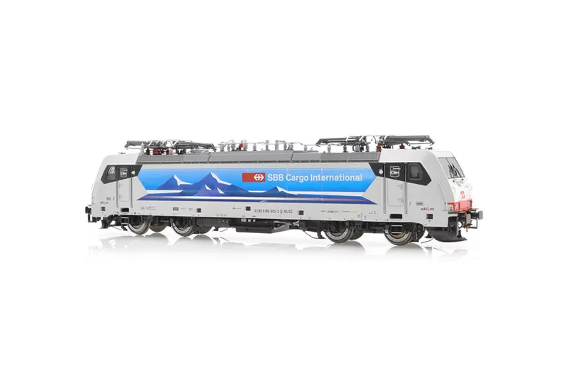 BLS Cargo / SBB Cargo International - Re 186 902 "Ralpin - rolling highway" livery