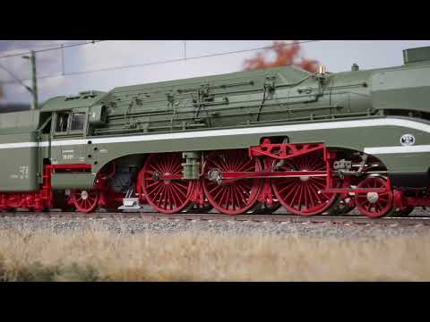 Video: High-speed steam locomotive 18 201, coal-fired, DR (EN)