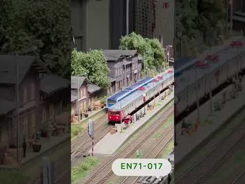 Short/Reel: EN71-017 ROBO