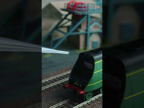 Short/Reel: The latest edition to my Hornby Layout...