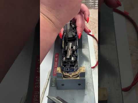 Short/Reel: Die Rheingold-Elektrolok E10.12 ist fertig ❤️ Jetzt im Handel