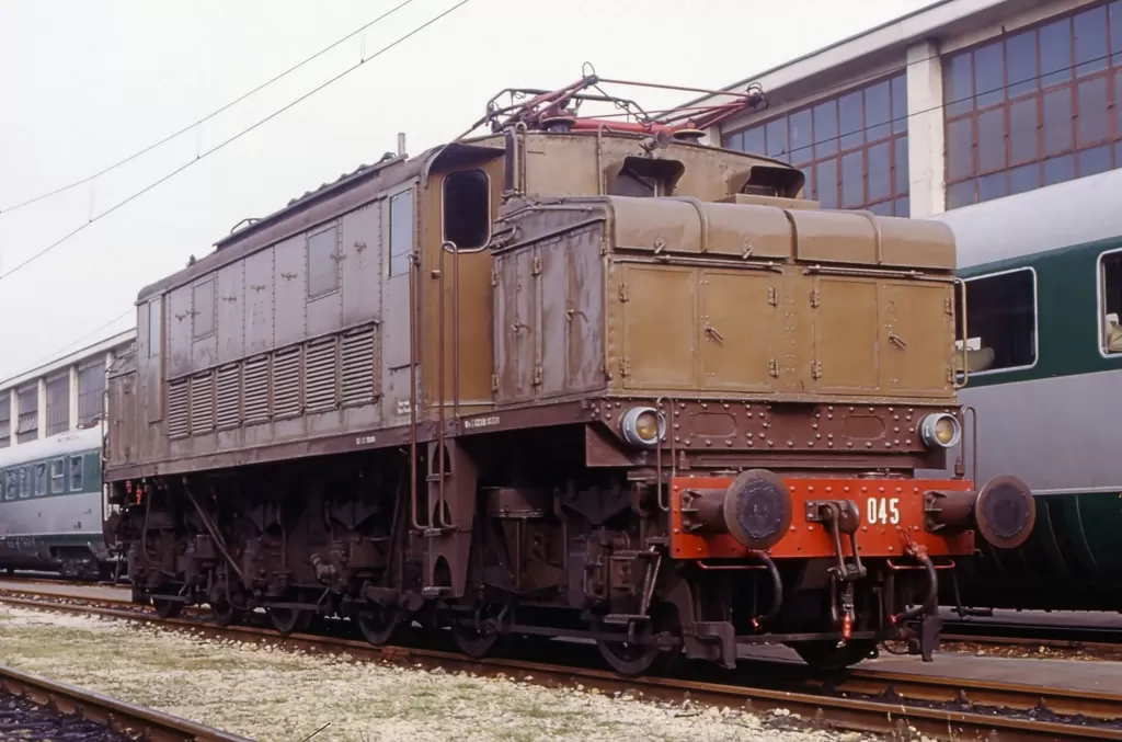 FS E 626 045 in Milano S. Rocco