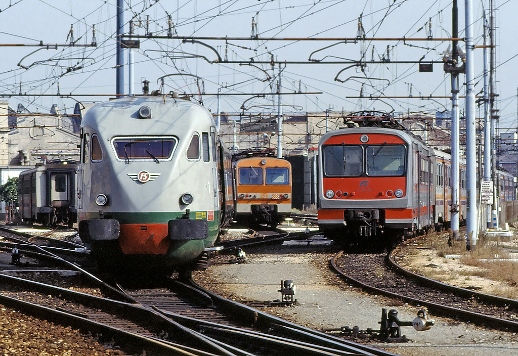 FS ETR 234 leaving Milano Greco depot