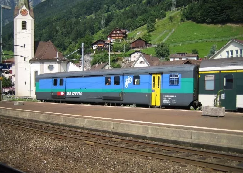 D 92-33 600 - 709