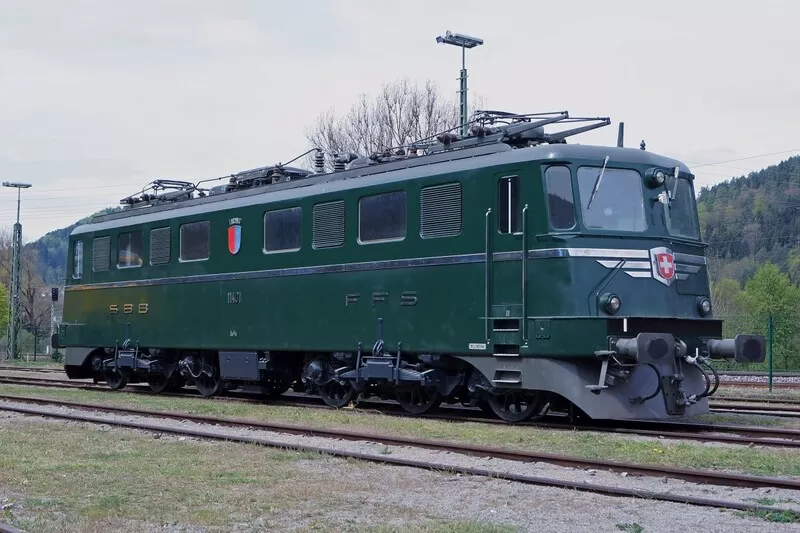 Ae 6/6 11401 - 11402