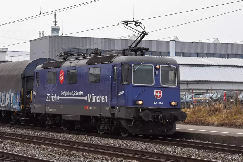 Re 421