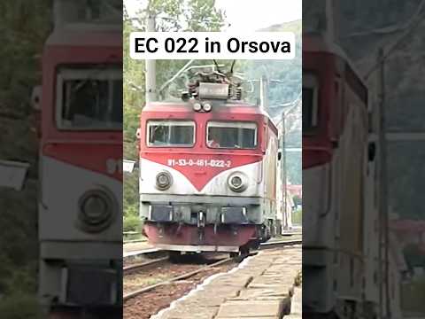 Short/Reel: CFR EC 022 in Orsova #train #railway #cfr #romania #trainspotting #railroad #locomotive #zug #rail