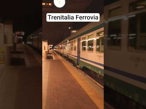 Short/Reel: Train - Trenitalia #railway #train #trainspotting #trenitalia #ferrovia #ferrocarril #europe #zug