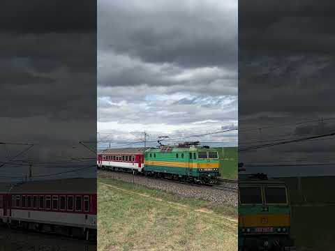Short/Reel: 163.107 is hauling through Poprad-Tatry as a OS train from Poprad to Košice #train #trainspotting