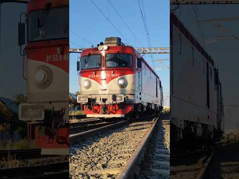 Short/Reel: CFR Regio train - züg trenes - trem - treni #train #railway #locomotive #romania #trains #treno #zug