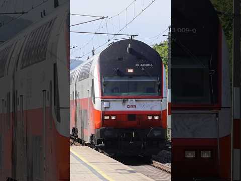 Short/Reel: REX passes through Perchtoldsdorf at speed #train #railwaycontent #trainspotting